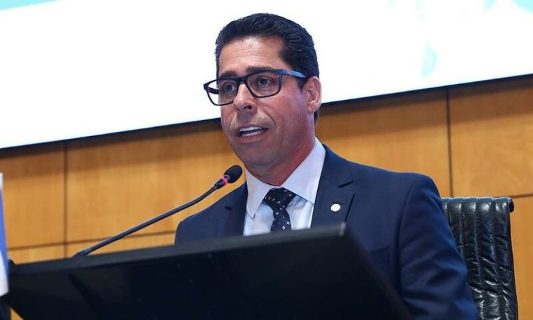 Marcelo Santos confirma apoio a Casagrande no Senado em 2026