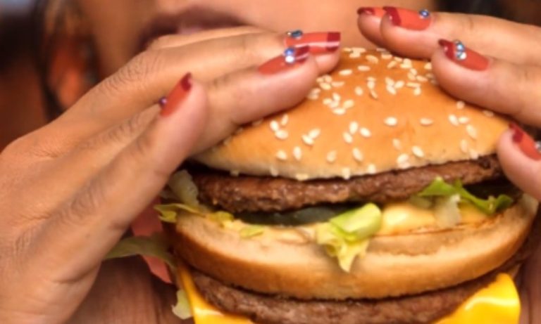 McDonald’s relança Big Mac em versões com fatias de bacon e dobro de carne