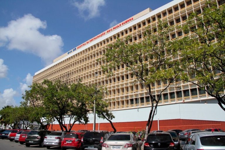 Menino de apenas três anos cai de prédio nesta terça no Centro do Recife