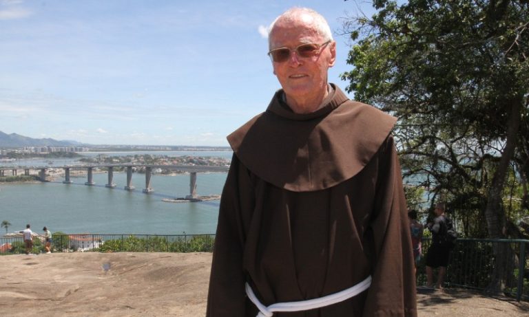 “Não acostumei com a beleza da paisagem capixaba!”, diz frei do Convento da Penha