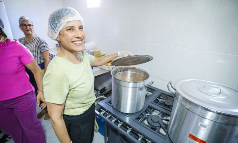 Raquel Lyra (PSDB) sanciona lei que cria o Pernambuco Sem Fome