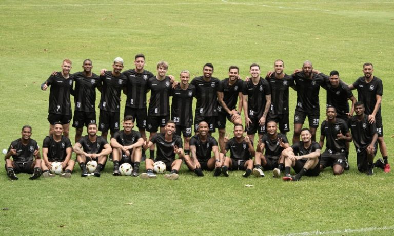 Rio Branco contrata 24 reforços e inicia pré-temporada visando o Capixabão