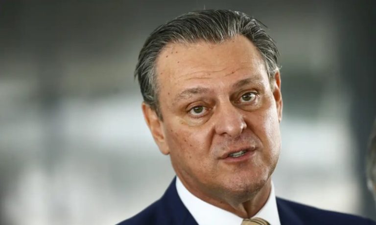 Risco de gripe aviária faz Ministério restringir eventos com concentração de aves