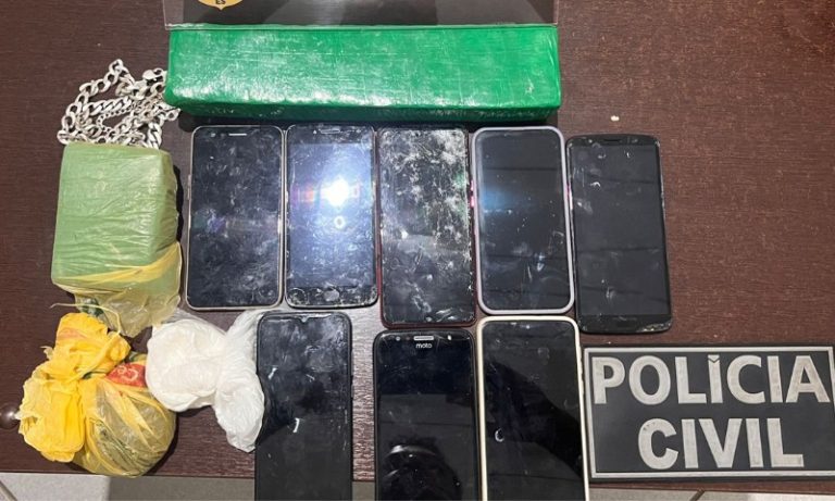 Suspeito de homicídio é preso com drogas e TV roubada de órgão público