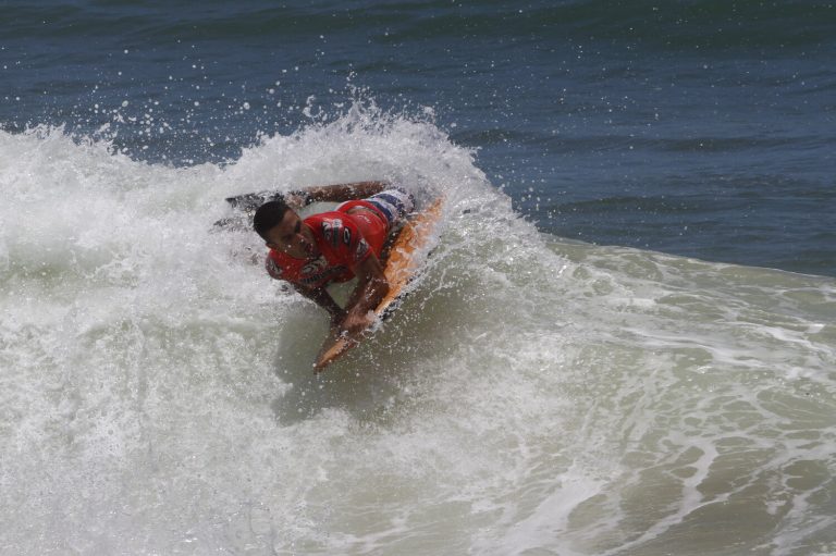 Última etapa do Circuito Capixaba de Bodyboarding define campeões da temporada
