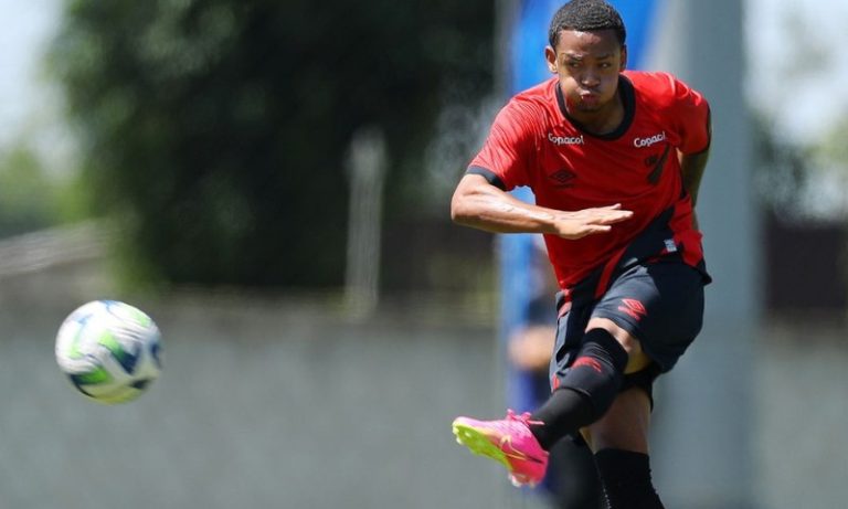 Athletico-PR inicia Copa SP com goleada por 9 a 0 sobre Sparta-TO