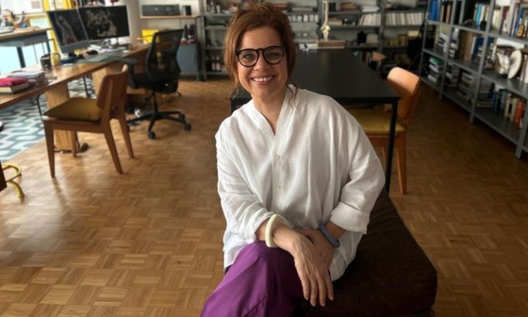 Atriz Isabel Teixeira retira mamas após descobrir síndrome rara