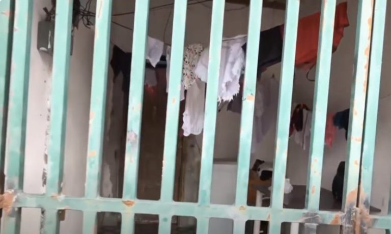 Auxiliar de cozinha é enforcada pelo ex-marido na Serra