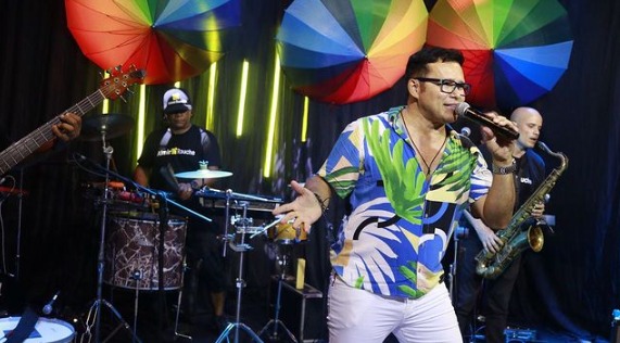 Baile Imprensa que Entra traz frevo, samba, axé, brega e muita solidariedade
