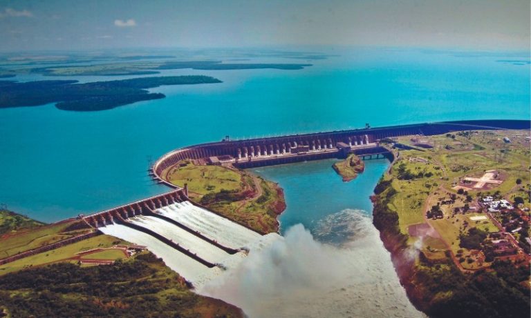 Brasil ameaça romper acordo com Paraguai
