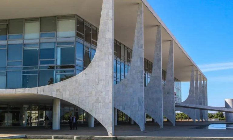 Brasil quita dívidas de R$ 4,6 bilhões com organismos internacionais