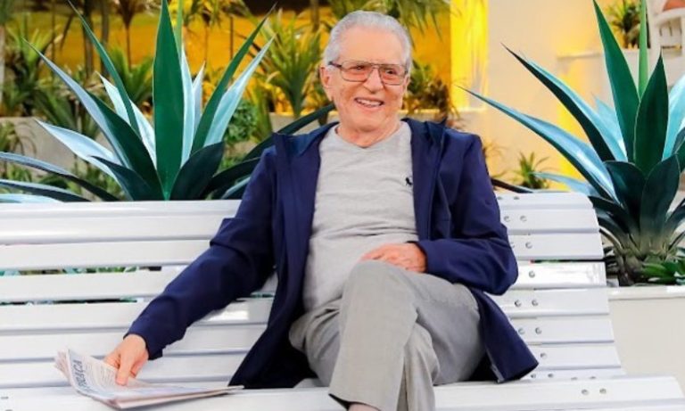 Carlos Alberto de Nóbrega recebe alta após cirurgia no cérebro