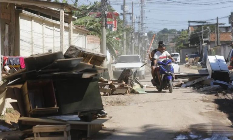 Chuvas: estado do Rio tem mais de 9 mil desalojados e 300 desabrigados