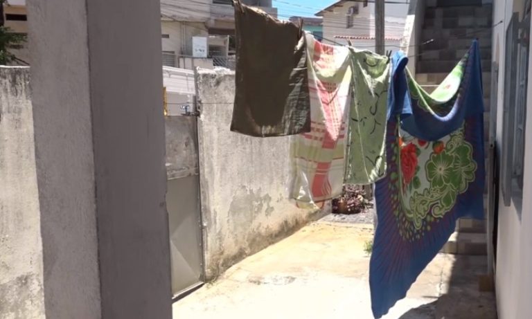 Diarista é agredida com facão por cobrar conta de água atrasada em Cariacica