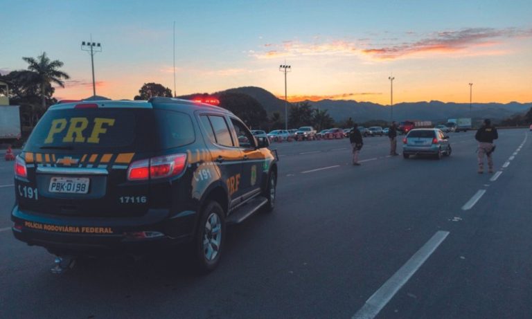 ES tem 111 flagrados por ultrapassagem proibida no feriadão