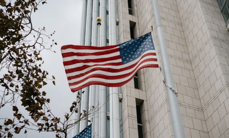 EUA lançam nova rodada de ataques contra houthis no Iêmen