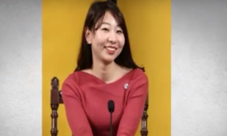Escritora japonesa confessa que ChatGPT escreveu parte de seu romance premiado