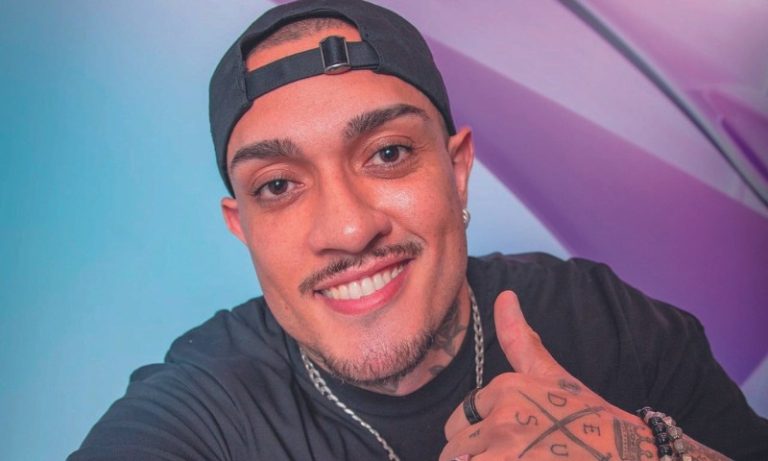 “Eu quase entrei para o tráfico”, diz MC que está no BBB