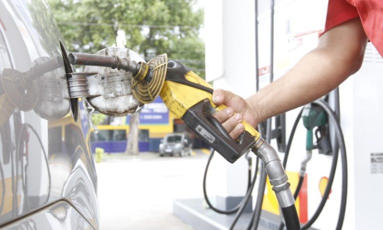Gasolina, diesel e botijão de gás sobem nesta quinta com novo ICMS