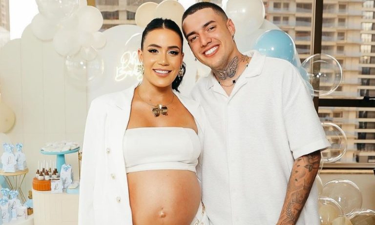 Influenciadora Karine Carrijo lamenta morte do primeiro filho