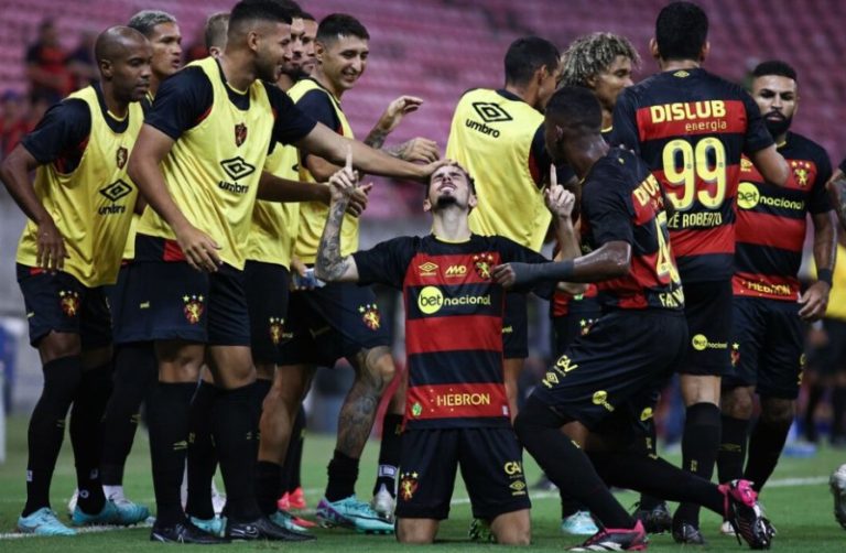 Jogando bem, Sport vence Afogados por 2×0 e assume liderança isolada do Estadual