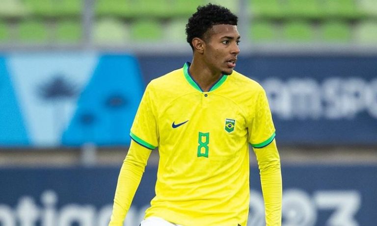 Lateral Matheus Dias se machuca e é cortado da seleção que disputará o Pré-Olímpico