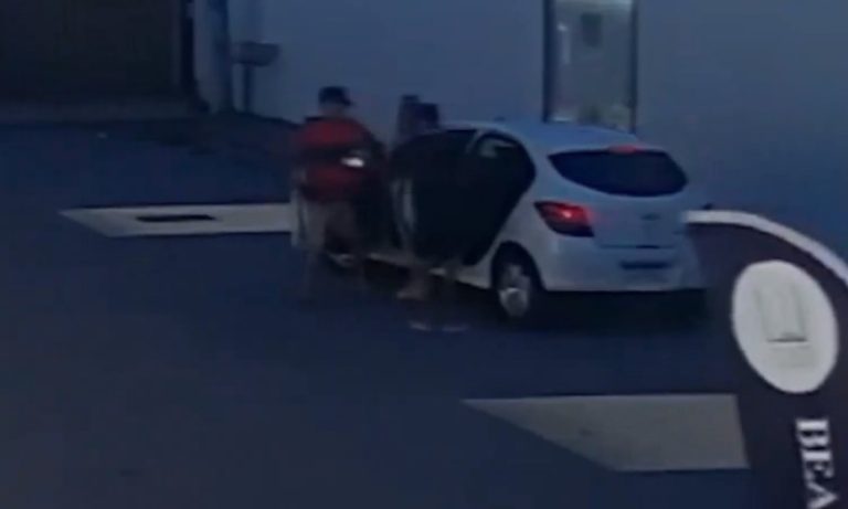 Mulher sofre sequestro relâmpago na Serra
