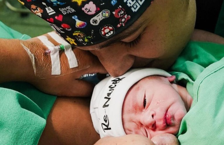 Nasce em Petrolina Jorge, primeiro filho de João Gomes e Ary Mirelle