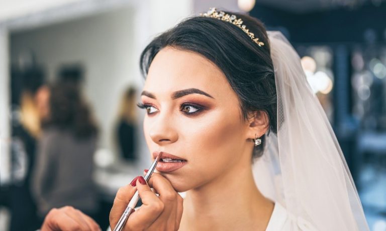 Noivas pagam 10 vezes mais por serviços de casamento no ES