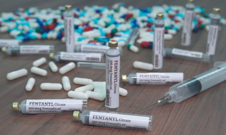 O que é fentanil, a superdroga mais potente que morfina