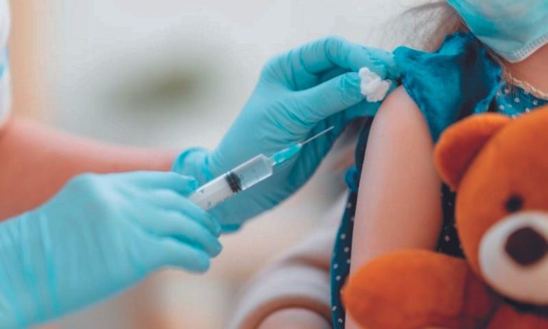 Por que crianças e jovens vão receber primeiro a vacina da dengue?
