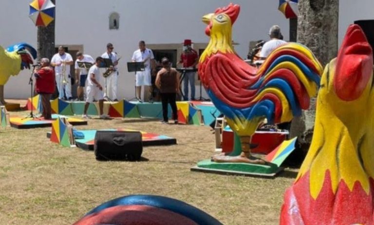 Recentro e Galo da Madrugada transformam centro histórico do Recife com grafites