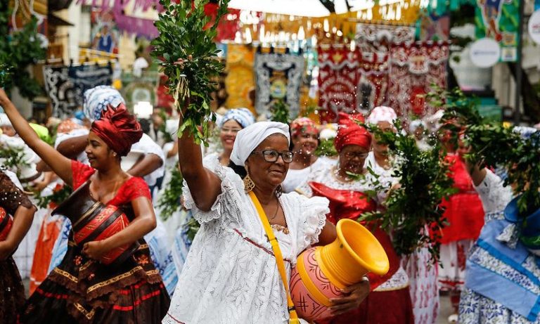 Recife em festa: 16 prévias gratuitas anunciam 3ª semana de Carnaval antecipado