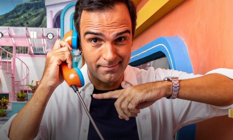 Tadeu Schmidt visita casa do BBB 24 pela primeira vez: ‘Muito curioso’