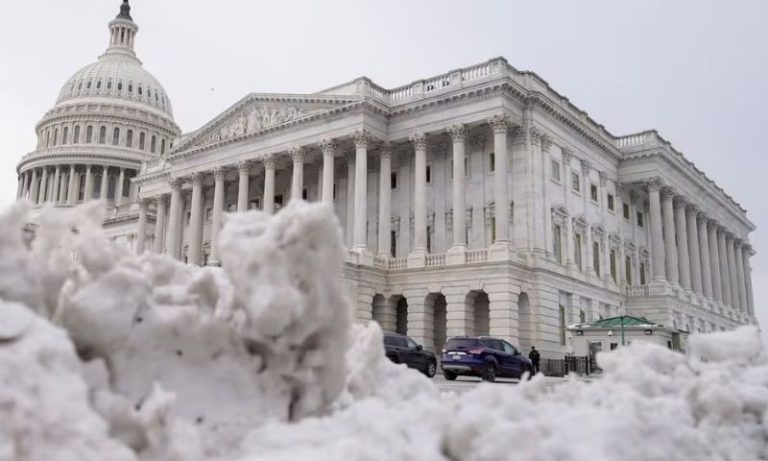 Tempestades de gelo e frio extremo deixam ao menos 55 mortos nos Estados Unidos