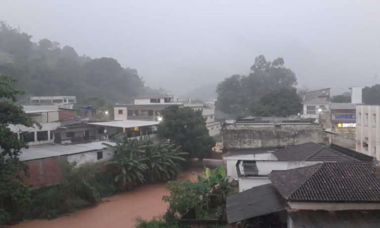 Vinte pessoas desalojadas após temporal no interior do ES