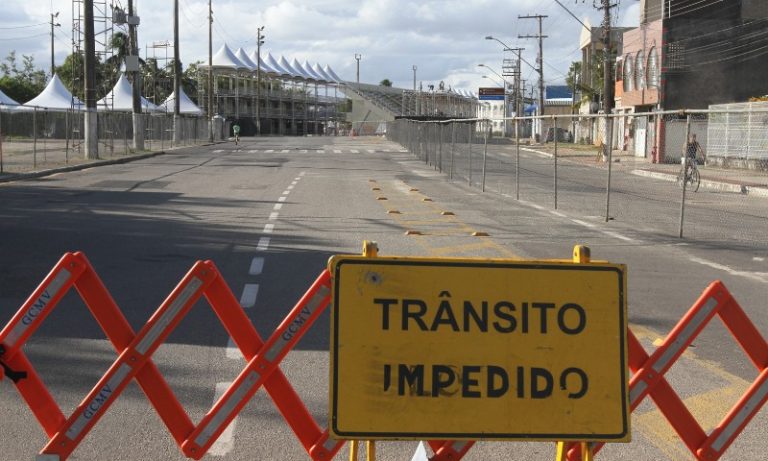Vitória anuncia mudanças no trânsito para desfiles de Carnaval no Sambão do Povo