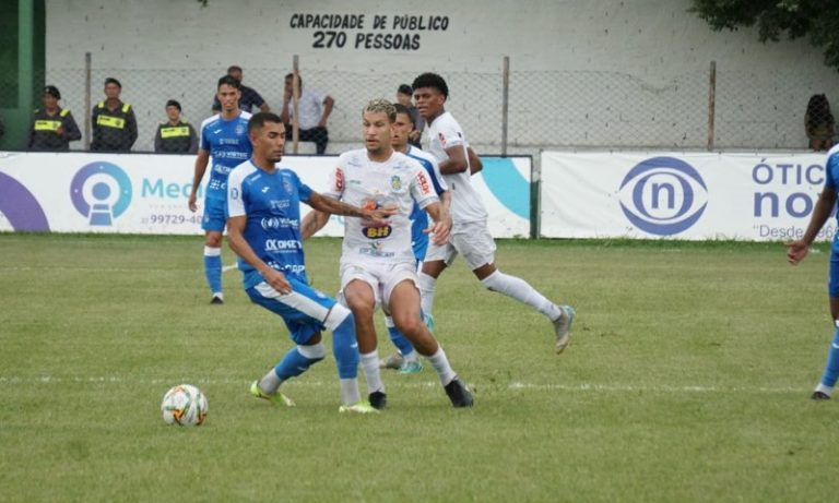 Vitória busca o empate contra o Nova Venécia no fim da partida pelo Capixabão