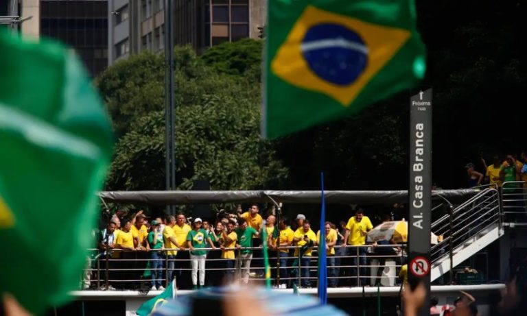 Advogado de Bolsonaro fala em ‘fraqueza de elementos’ em investigação da PF