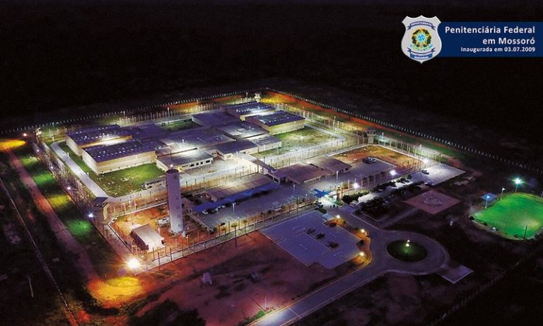 Após fuga de presos, Lewandowski afasta direção da Penitenciária Federal de Mossoró