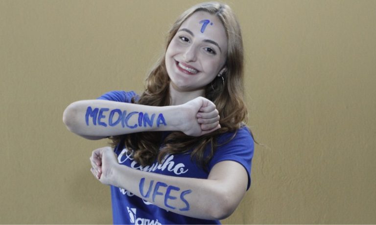 Aprovados na UFES revelam estratégias que levaram ao sucesso