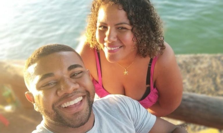 BBB 24: Mulher de Davi começa a vender X-Calabreso em barraca de lanches