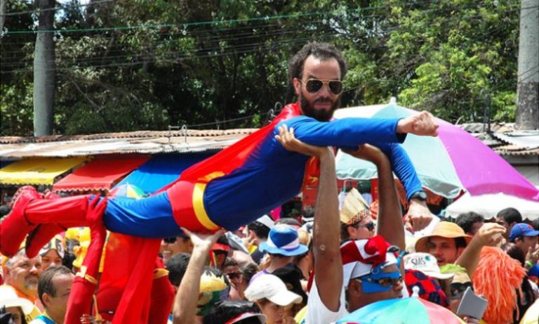 Carnaval de Olinda: saiba onde é possível pegar táxi e ou carros de aplicativos