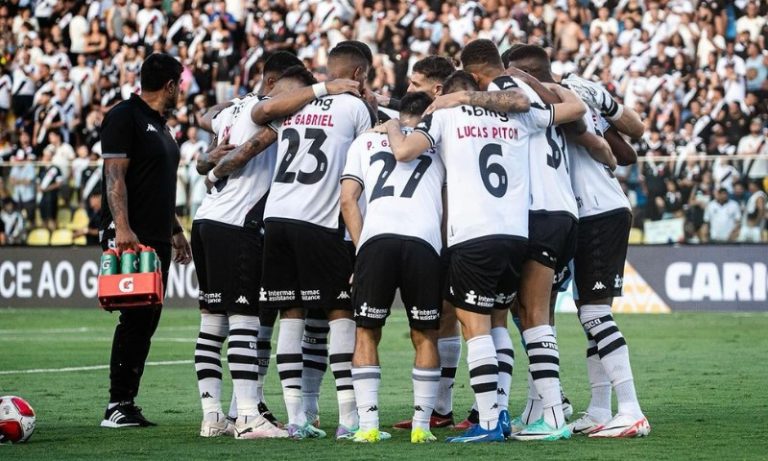 Com brilho de Payet, Vasco bate Volta Redonda e encaminha vaga nas semifinais