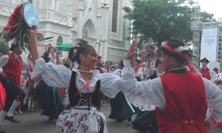 Cultura italiana e gastronomia em festival no Norte do ES