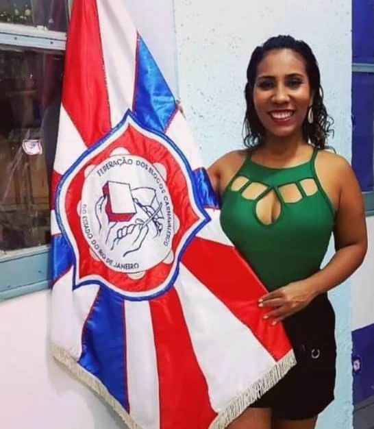 Desfile no Rio terá mulher na locução pela primeira vez