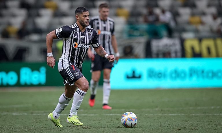 Hulk passa em branco e Atlético empata com invicto Tombense no Mineiro