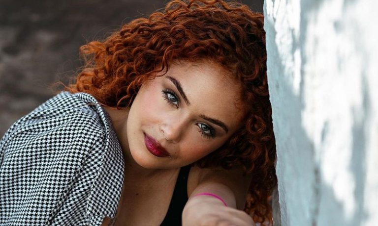 Influencer de 21 anos morre em acidente no Sul do ES