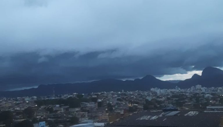 Início de semana com chuva? Confira a previsão do tempo para o ES
