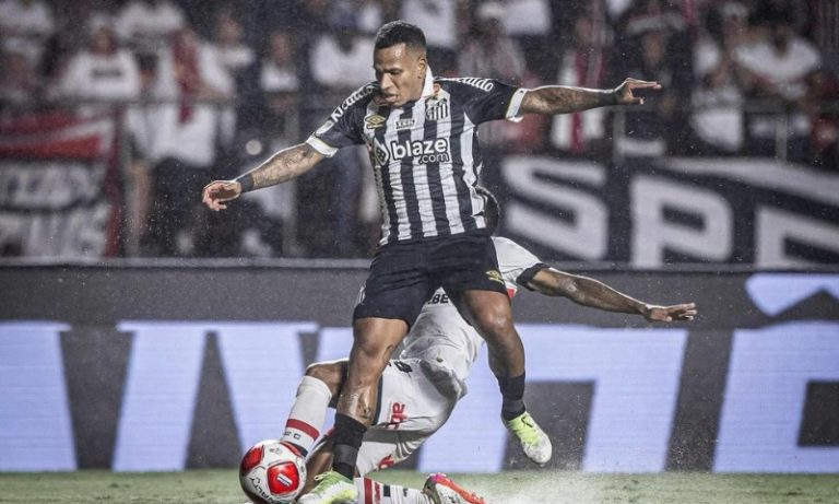 Líder Santos impõe 2ª derrota seguida ao São Paulo no Paulistão
